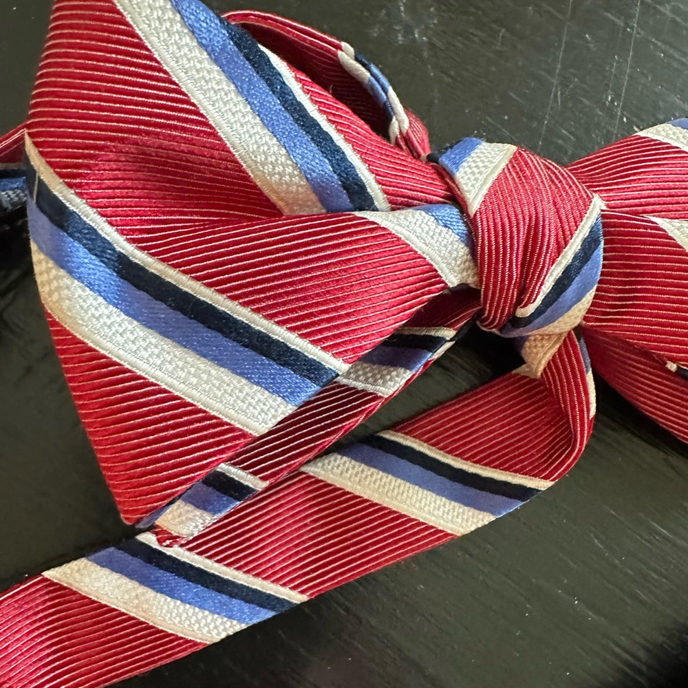 2 Bow Ties - Picture 3 of 7